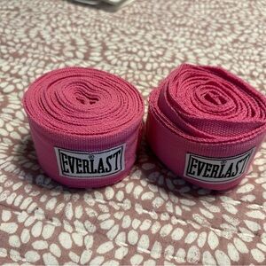 Everlast Bright Pink Boxing Wraps